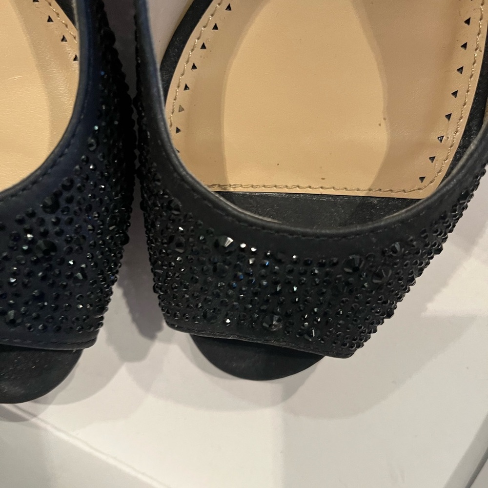 Adrienne Vittadini black heels 👠 - Picture 3 of 7